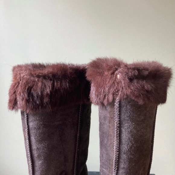 Clarks | Suede Shearling Rabbit Fur Lined Tall Wedge Winter Boots - Picture 3 of 9